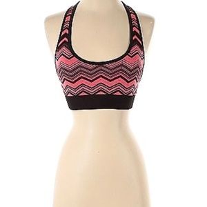 304) Beautiful Women’s Lululemon Reversible Sports Bra